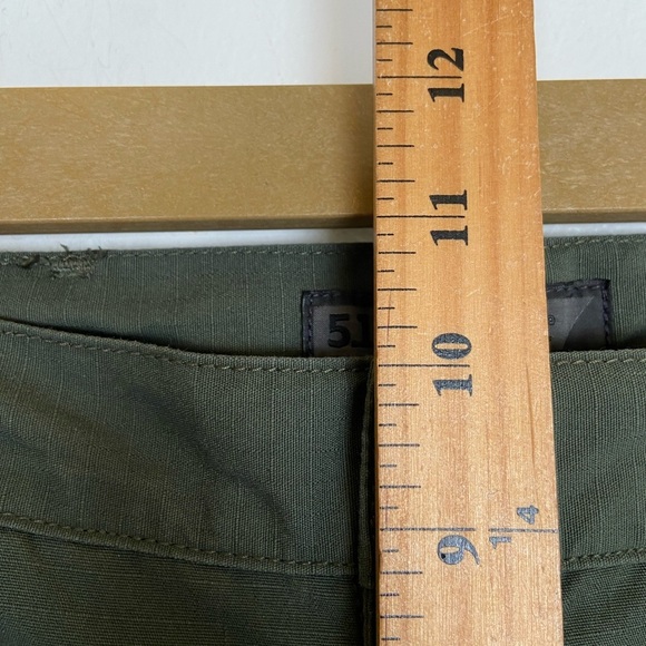 5.11 Tactical Women’s Cargo Pants Size 8 Green Law Enforcement Workwear Straight - Picture 6 of 10